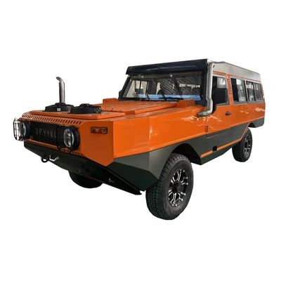 उच्च शक्ति वाला बड़ा अश्वशक्ति वाला उभयचर वाहन जिसमें ड्राइविंग के दौरान मजबूत बाधा-पार करने की क्षमता हो